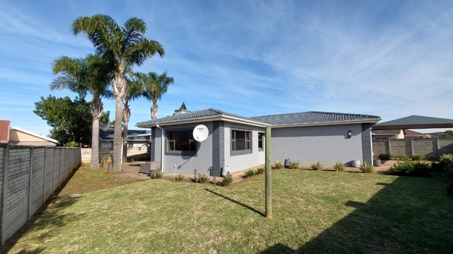 3 Bedroom Property for Sale in Gonubie Eastern Cape